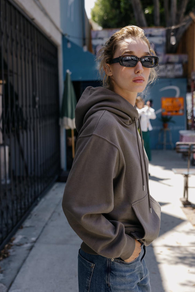 SWEATSHIRT BÁSICA COM CAPUZ