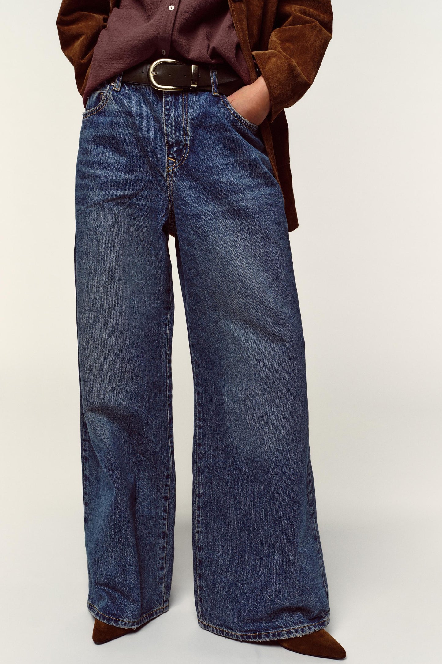 JEANS WIDE LEG CINTURA BAIXA COM CINTO