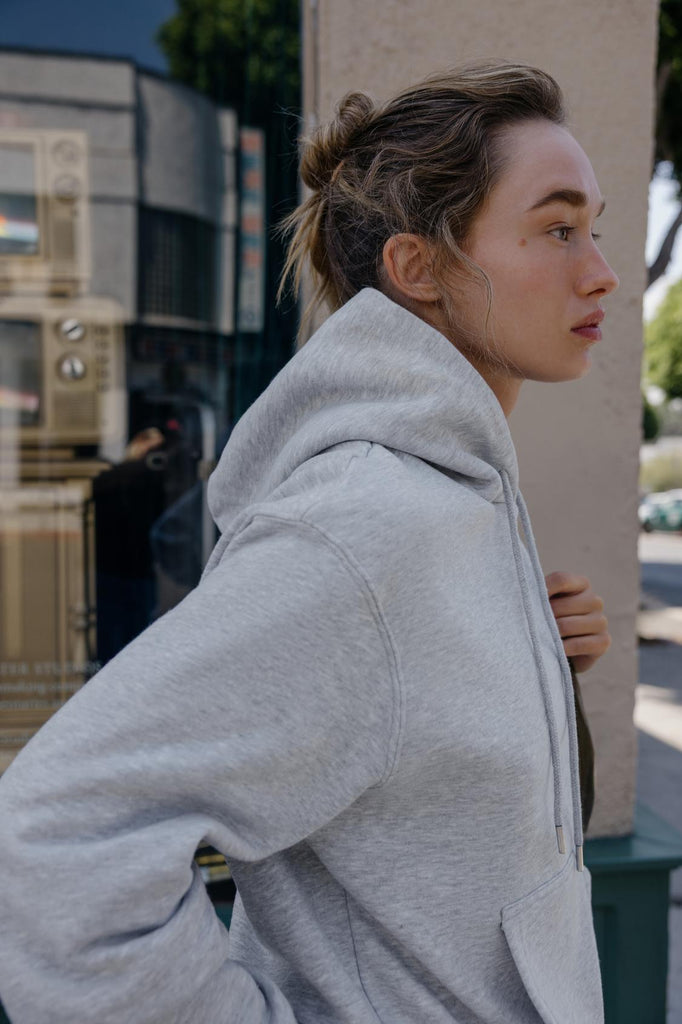SWEATSHIRT BÁSICA COM CAPUZ