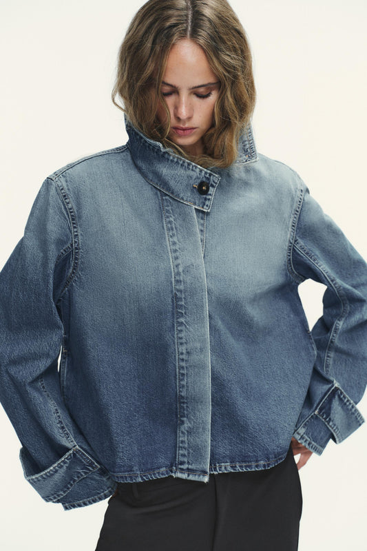 CASACO DENIM GOLA ALTA