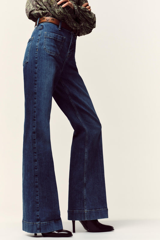 JEANS 70's FLARE DE CINTURA SUBIDA COM CINTO