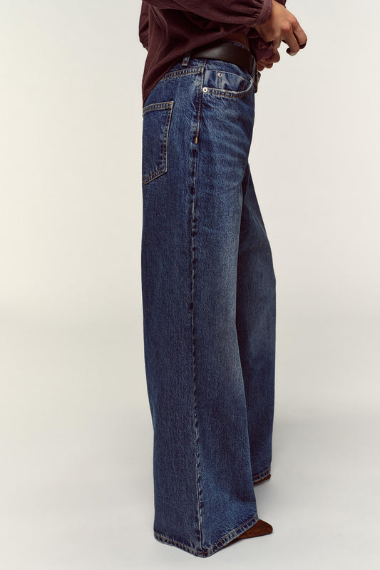 JEANS WIDE LEG CINTURA BAIXA COM CINTO