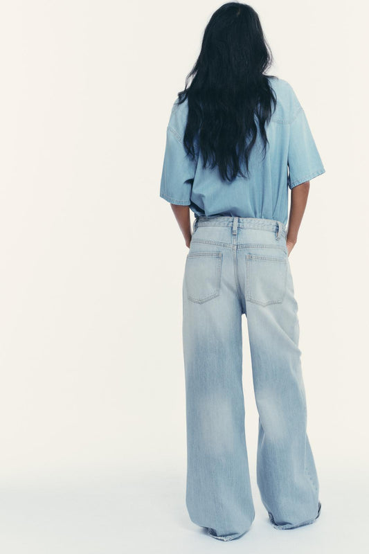 JEANS WIDE LEG CINTURA CRUZADA SUBIDA