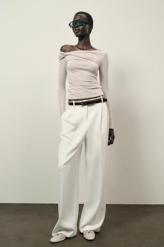 CAMISOLA DECOTE ASSIMÉTRICO