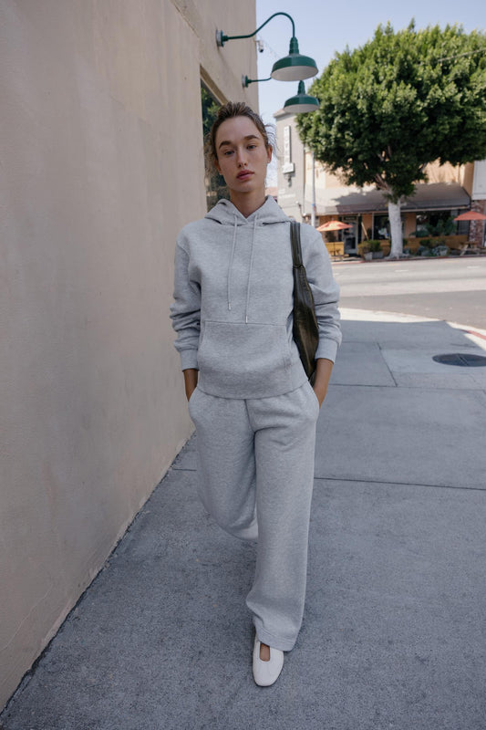 SWEATSHIRT BÁSICA COM CAPUZ